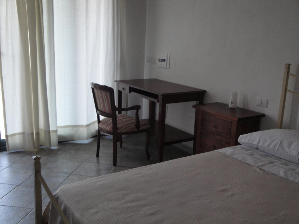Hotel La Jatta Budoni Pokoj fotografie